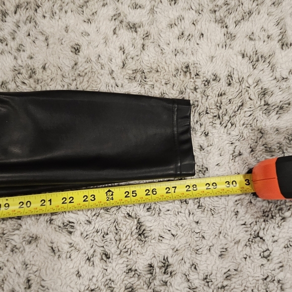 WHBM SZ 8 Black Faux Leather Matrix Bodycon Pull On Skinny Ankle Runway Legging - Picture 11 of 13